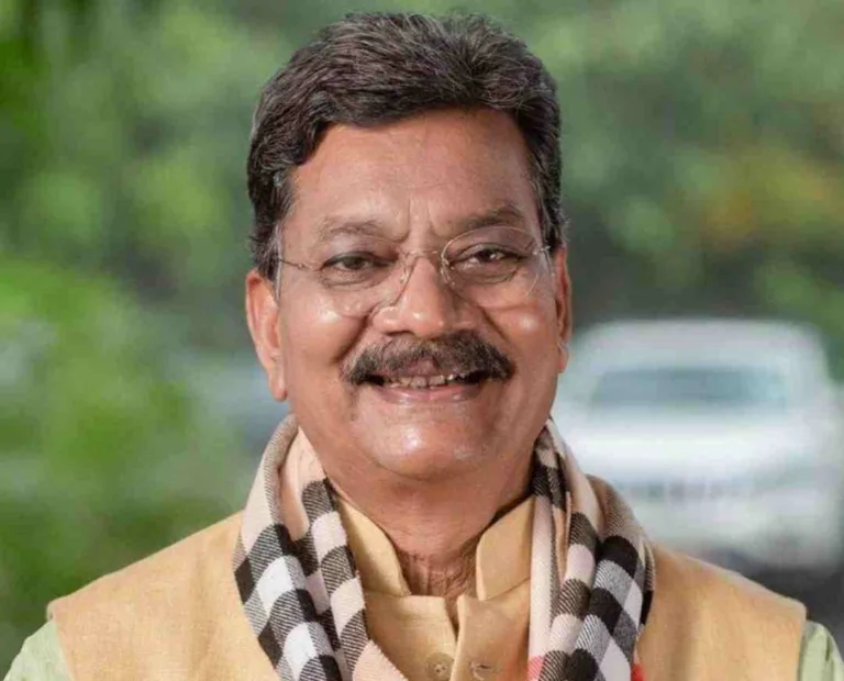 सरोज पांडे का कोरबा से दूर-दूर तक कोई रिश्ता नहीं, हम तो यहीं के हैं!