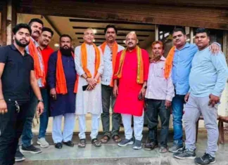 कोरबा लोकसभा क्षेत्र में भाजपा अल्पसंख्यक मोर्चा द्वारा सरोज पांडे के पक्ष में मतदाताओं से जनसंपर्क अभियान