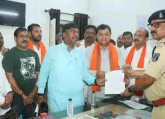 उद्योग मंत्री देवांगन ने कांग्रेस नेताओं के खिलाफ दर्ज कराई शिकायत: वन मंत्री केदार कश्यप भी मौजूद!