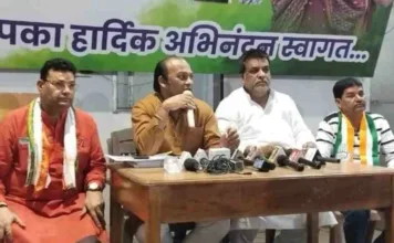 साढ़े बारह करोड़ के विकास के नाम पर जनता को गुमराह कर रही हैं सरोज पांडे!