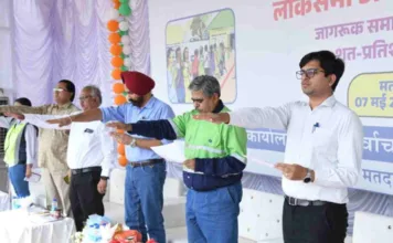 बालको ने शत-प्रतिशत मतदान के लिए चलाया जागरूकता अभियान