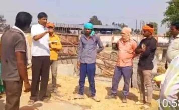 राजमिस्त्री यूनियन का मोदी सरकार के खिलाफ और इंडिया गठबंधन समर्थित कांग्रेस प्रत्याशी ज्योत्सना महंत के समर्थन में प्रचार अभियान