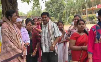 जनता नामी-गिरामी नेत्री और शेरनी को नहीं बल्कि सरल, सहज व सादगी के प्रतीक ज्योत्सना महंत को चुनेगी