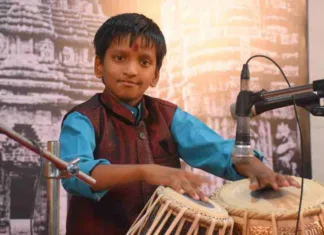 बाल कलाकार फणींद्र दुबे ने तबला वादन स्पर्धा में जीता प्रथम पुरस्कार, अबू धाबी में करेंगे भारत का प्रतिनिधित्व!
