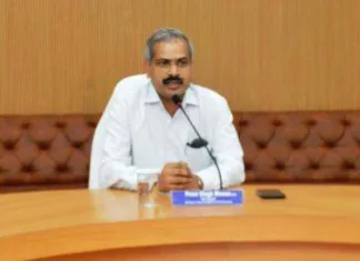 निष्पक्ष तथा पारदर्शी होकर सतर्कता एवं सावधानीपूर्वक करें मतगणना कार्य: प्रेक्षक