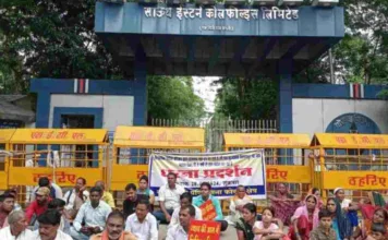 कोरबा: रोजगार की आस में भूविस्थापितों का धरना, 7 घंटे बाद वार्ता से समझौता!