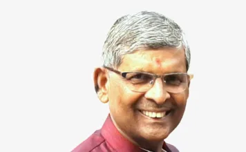 महापौर राजकिशोर प्रसाद का विपक्ष पर वार: “नेता प्रतिपक्ष के आड़ में कितनी नौटंकी करेंगे हितानंद?”