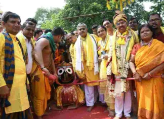 बालकोनगर में आयोजित जगन्नाथ रथ यात्रा उत्सव में उमड़े भक्तजन