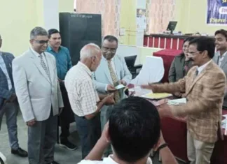 90 वर्षीय वरिष्ठ नागरिक को मिला न्याय: कोरबा उपभोक्ता आयोग ने दिलाया 1.51 लाख का मुआवजा
