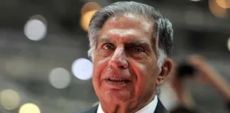 दिग्गज उद्योगपति रतन टाटा का निधन: भारत के व्यापारिक और सामाजिक जगत को गहरा आघात