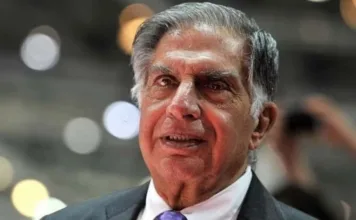 दिग्गज उद्योगपति रतन टाटा का निधन: भारत के व्यापारिक और सामाजिक जगत को गहरा आघात