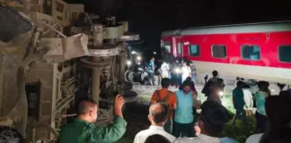 तमिलनाडु में भयंकर रेल हादसा; बागमती एक्सप्रेस मालगाड़ी से टकराई, राहत और बचाव कार्य तेज!