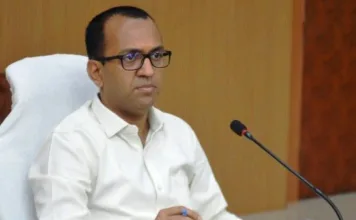 स्कूलों में शिविरों के माध्यम से बच्चों के लिए आयुष्मान कार्ड बनाए जाएंगे: कलेक्टर ने दिए निर्देश!