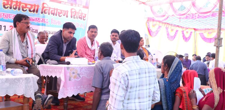 कुड़ेकेला में आयोजित हुआ जिला स्तरीय जन समस्या निवारण शिविर