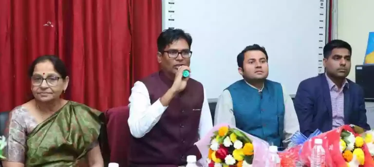 वित्त मंत्री श्री चौधरी पहुंचे डिग्री कॉलेज, विद्यार्थियों से हुए रूबरू, कैरियर निर्माण के दिए टिप्स