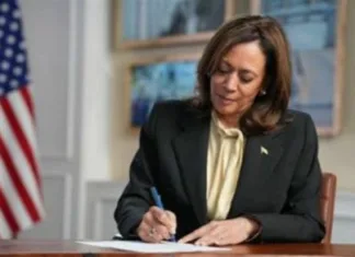 अमेरिका के लोकतंत्र की मिसाल बनी कमला हैरिस की स्वीकार्यता, ट्रंप को सत्ता हस्तांतरण की घोषणा