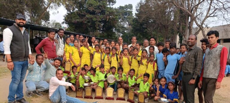 खरसिया : मुरा में जोन स्तरीय खेलकूद प्रतियोगिता में बड़े जामपाली संकुल का बेहतरीन प्रदर्शन