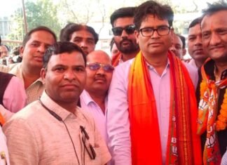 भाजपा खरसिया नगरीय निकाय चुनाव के नामांकन दाखिला में शामिल हुए वित्त मंत्रीओ पी चौधरी