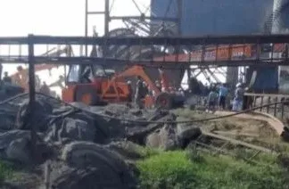 छत्तीसगढ़ के मुंगेली में स्टील प्लांट हादसा: 4 की मौत, रेस्क्यू जारी