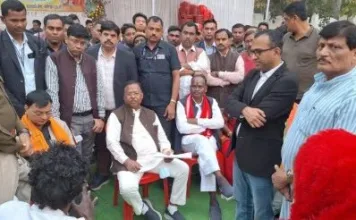 फ्लोरा मैक्स ठगी: मंत्री श्री नेताम ने दिया भरोसा, प्रशासन करेगा न्याय!