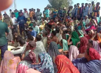 अंबिका परियोजना का विरोध जारी: ग्रामीणों के दबाव में प्रशासन, आचार संहिता के बावजूद भूमि पूजन की कोशिश