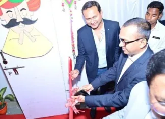 डॉक्टरी की पढ़ाई पूरी करने के बाद शासकीय संस्थाओं में सेवा दें – कलेक्टर