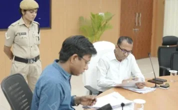 कोरबा में जनदर्शन: शासकीय कर्मचारियों की समस्याओं का समाधान शुरू, कलेक्टर के निर्देश पर त्वरित कार्रवाई