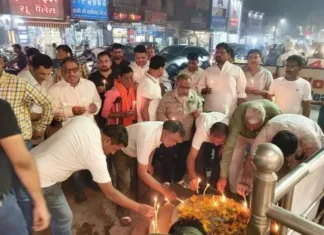 कोरबा में कश्मीर आतंकी हमले के शहीदों को महावीर इंटरकॉन्टिनेंटल संगठन ने दी श्रद्धांजलि