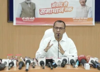 कोरबा में सुशासन तिहार 2025: जनसमस्याओं के त्वरित समाधान के लिए 41 समाधान शिविर, कलेक्टर ने दी विस्तृत जानकारी