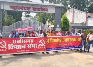 एसईसीएल कुसमुंडा परियोजना: भू-विस्थापितों ने कार्यालय घेरकर उठाई आवाज, रोजगार और न्याय की गुहार