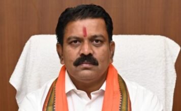 बांग्लादेशी घुसपैठियों की पहचान हेतु उपमुख्यमंत्री विजय शर्मा के निर्देश पर टोल फ्री हेल्पलाइन नम्बर जारी- 24X7 कार्यरत रहेगा 1800-233-1905
