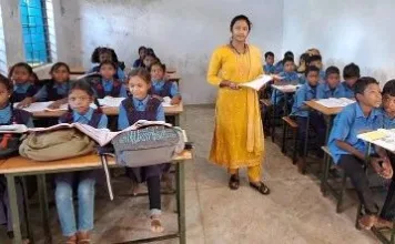 कोरबा जिले में शिक्षक पुनर्वितरण योजना से मिटेगी शिक्षकों की कमी: दूरदराज के स्कूलों में नई शिक्षा क्रांति