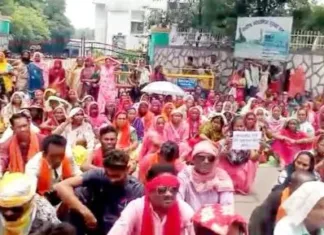 मुआवजा विवाद: नराईबोध ग्रामीणों का SECL गेवरा मुख्यालय पर 6 घंटे का घेराव, कोयला उत्खनन रोकने की धमकी