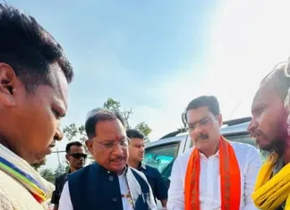 थाना परिसर में आदिवासी किसान से मारपीट: आदिवासी समाज में आक्रोश, मुख्यमंत्री से न्याय की गुहार
