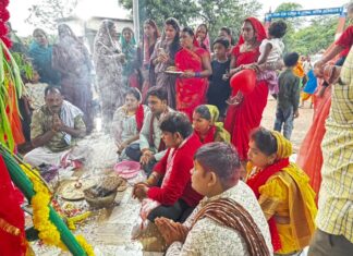 ग्राम दर्रामुड़ा में आयोजित हुआ सार्वजनिक झूला रथ यात्रा महोत्सव, श्रद्धा और संस्कृति का संगम बना गौतम चौक