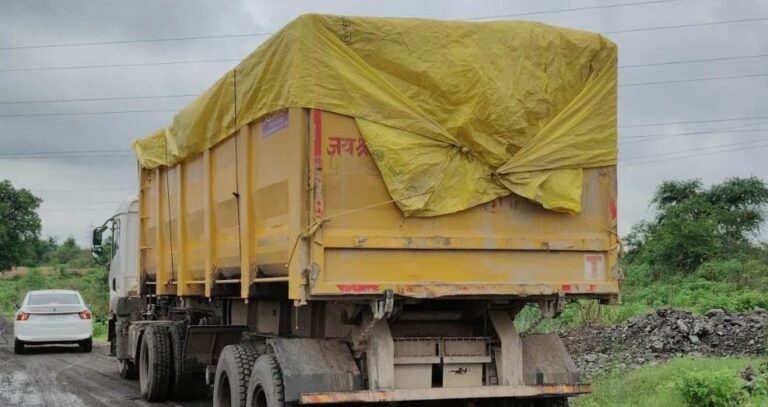 फ्लाईएश के अवैध परिवहन और निपटान पर जिला प्रशासन सख्त