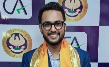 नवीन अग्रवाल प्रथम प्रयास में बने सीए, तिगड़ानिया परिवार में हर्ष का माहौल