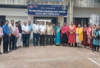 बालकोनगर के स्वामी आत्मानंद विद्यालय में शेड निर्माण का भूमि पूजन और वृक्षारोपण संपन्न
