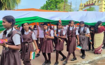 खरसिया नगर में निकाली गई भव्य तिरंगा यात्रा