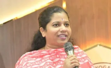 कोरबा: राज्य स्तरीय योगासन स्पर्धा में बालिकाओं को मिला कानूनी ज्ञान, “गुड टच-बैड टच” पर हुईं जागरूक
