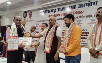 माटी की महक, साहित्य का सम्मान: राजभाषा आयोग के मंच पर रायगढ़ के मनमोहन सिंह ठाकुर सहित छत्तीसगढ़ के 6 सपूत सम्मानित