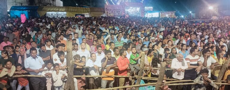 राम के हाथों रावण के पुतले का हुआ दहन