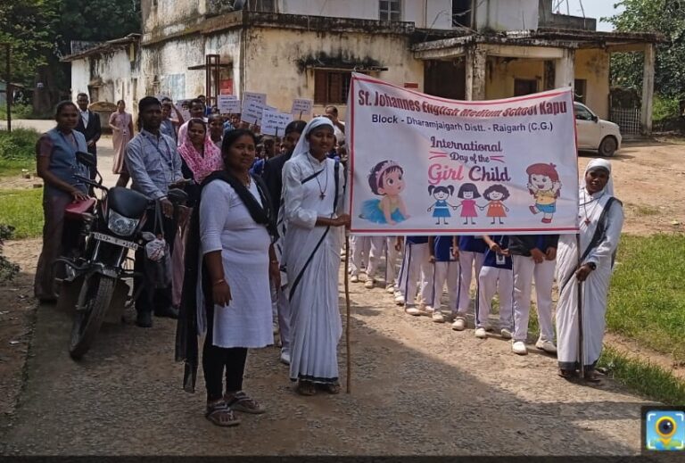 अंतरराष्ट्रीय बालिका दिवस के अवसर पर कापू में विधिक साक्षरता शिविर का आयोजन