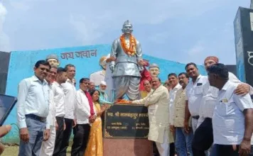 कोरबा में गांधी-शास्त्री जयंती पर श्रद्धांजलि: कांग्रेस ने सत्य और अहिंसा के मार्गदर्शकों को किया याद