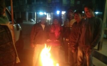 कलेक्टर के निर्देश पर प्रमुख चौक-चौराहों में अलाव व्यवस्था शुरू