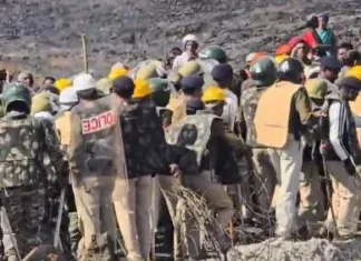 अमेरा में आदिवासियों पर लाठीचार्ज: किसान सभा ने बताया पेसा-वनाधिकार कानून का उल्लंघन, भाजपा सरकार पर लगाए गंभीर आरोप