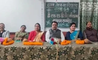 शिक्षक बनने का अर्थ है समाज का पथ प्रदर्शक बनना: डॉ प्रशांत बोपापुरकर