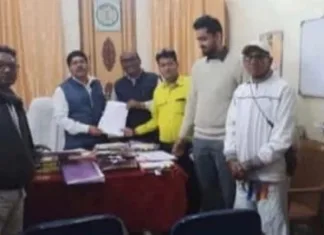 कोरबा: बालको वेदांता में स्थानीय बेरोजगारों के रोजगार को लेकर कलेक्टर कार्यालय में त्रिपक्षीय बैठक, एक सप्ताह में समाधान की उम्मीद