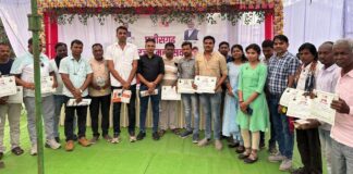 नवापारा में बिजली समस्या निवारण शिविर का आयोजन: छत्तीसगढ़ की रजत जयंती के अवसर पर लोगों को मिली राहत