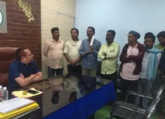 कांकेर नगर पालिका में पहली बार होगी त्रिपक्षीय बैठक: प्लेसमेंट कर्मचारियों की मांगों पर CMO ने ठेकेदार को किया तलब